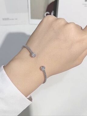Sterling Silver 1ct Moissanite Diamond Beaded Cuff Bracelet
